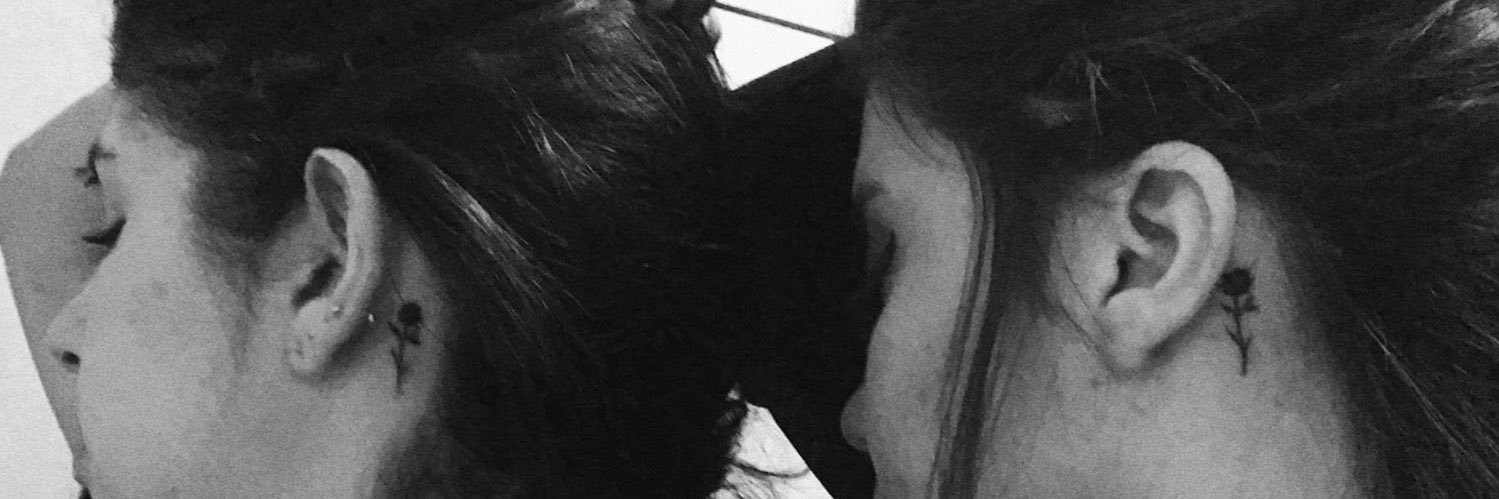 toriavi_'s profile banner image