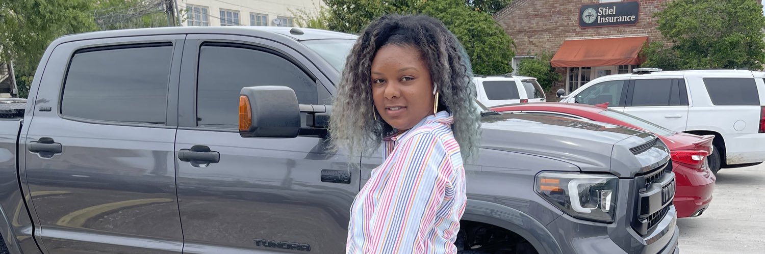 missmfndee's profile banner image