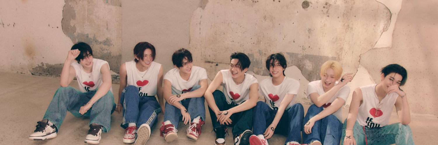 ออมซอง: 엄훈 ʕ·͡ˑ·ཻʔ◝✩ banner