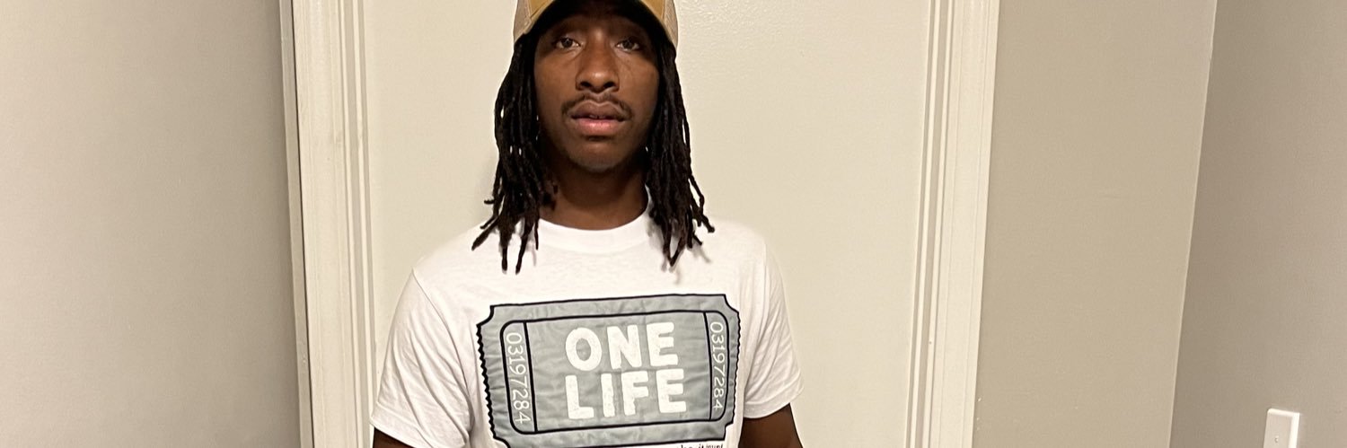 ONELYFE_100's profile banner image