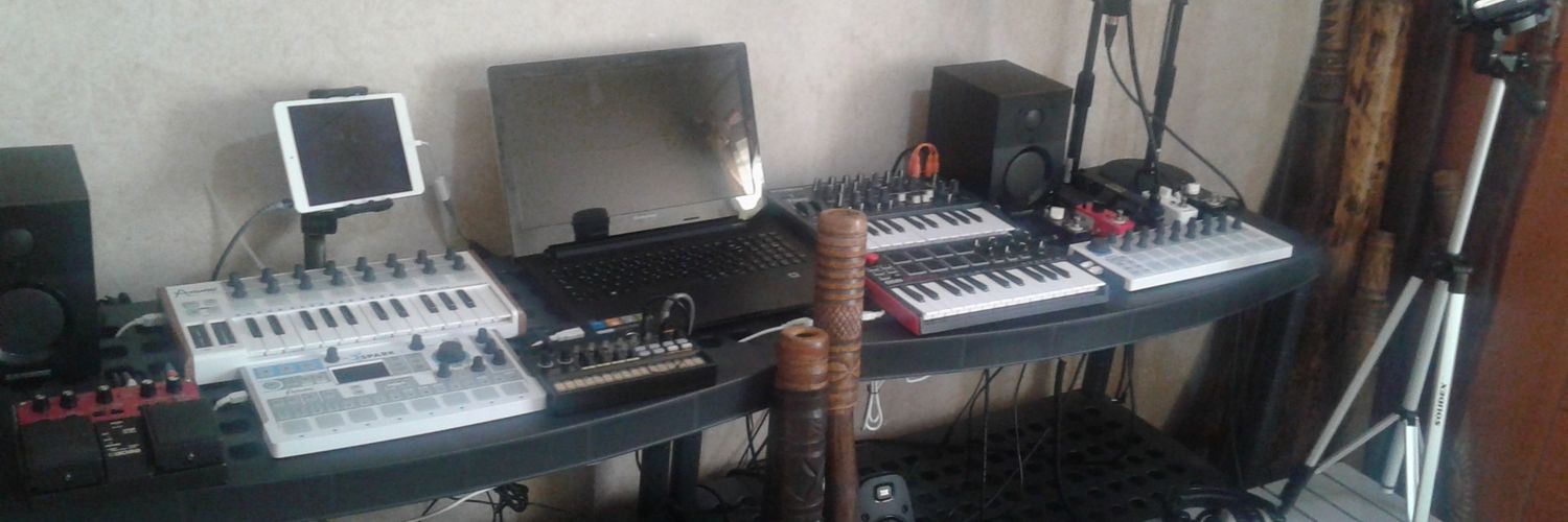 samplerhom's profile banner image