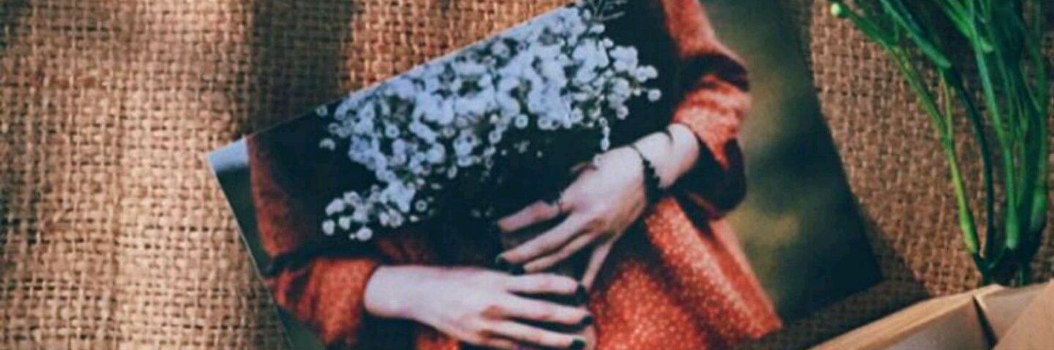 beee170's profile banner image