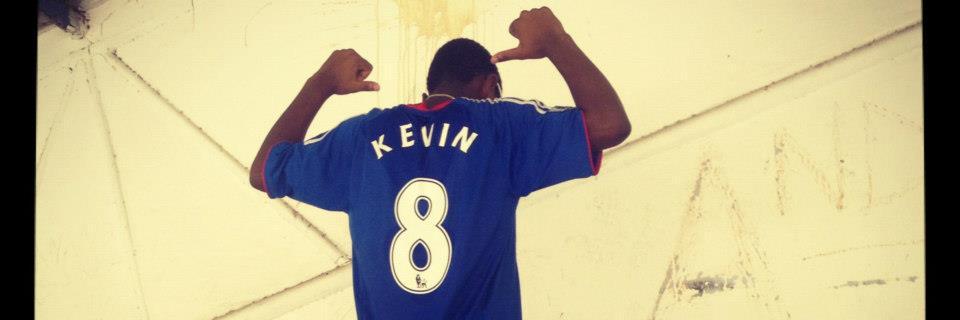 Kevin Macaringue banner