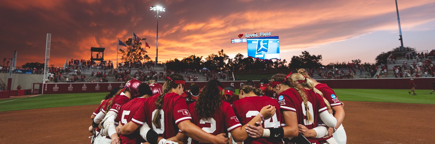 Kelly Maxwell banner