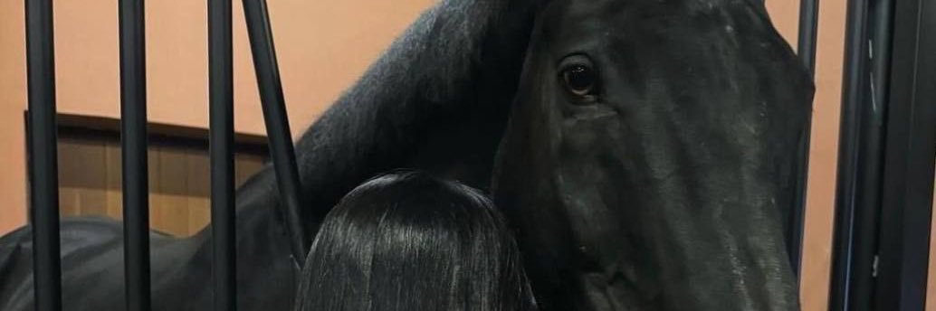 worldsnela's profile banner image