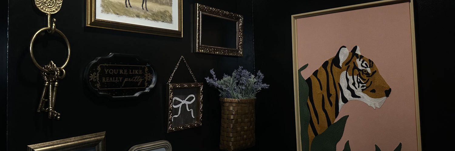 vreaal's profile banner image