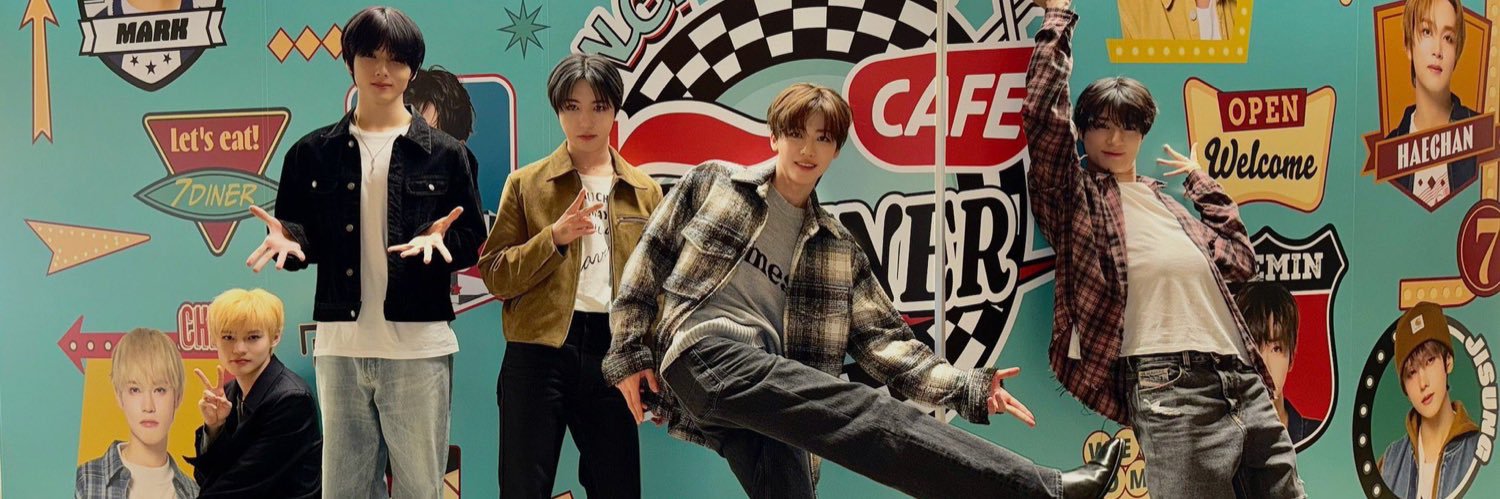 little_mooooon's profile banner image
