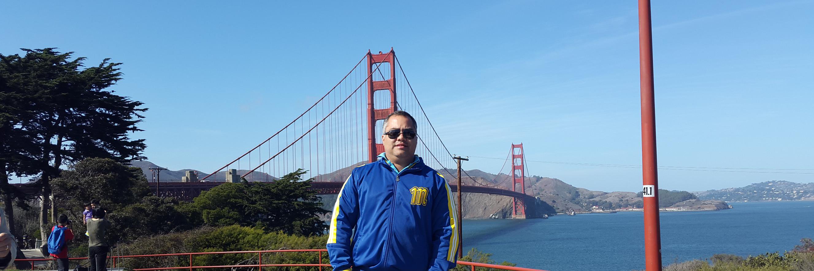 Jesús E. León G. banner