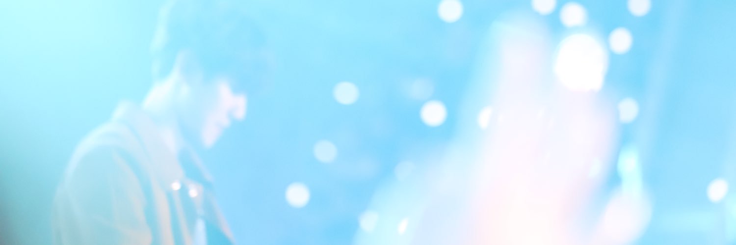 R___y__S's profile banner image