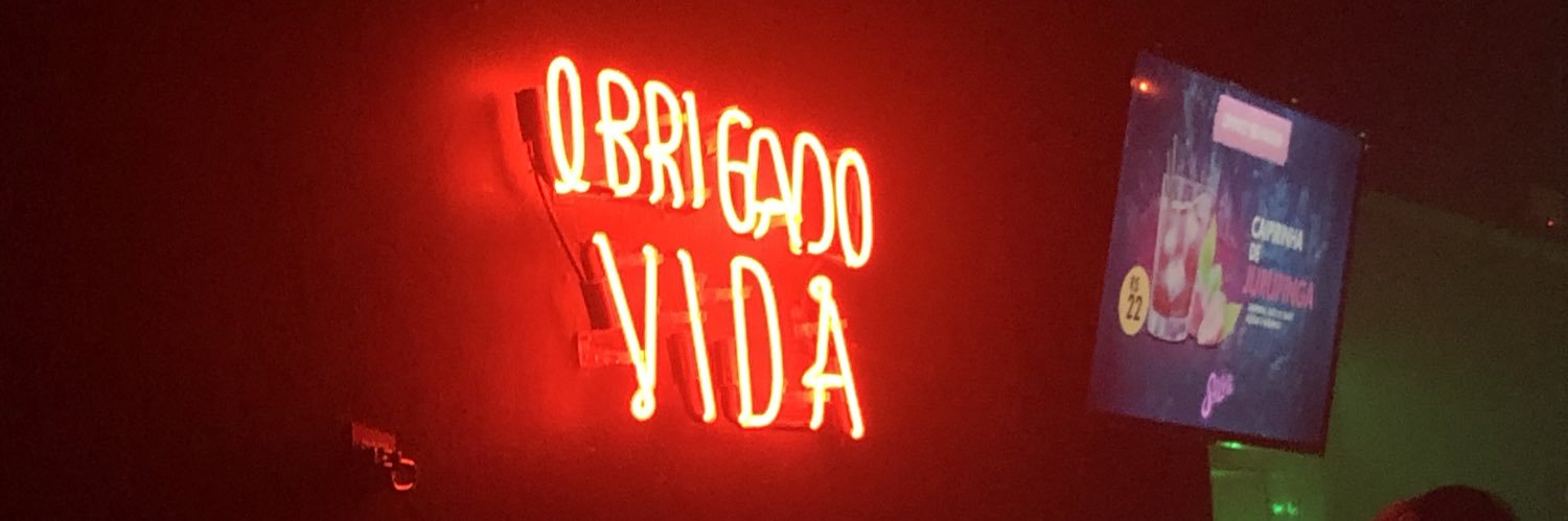 vane_araujoo's profile banner image