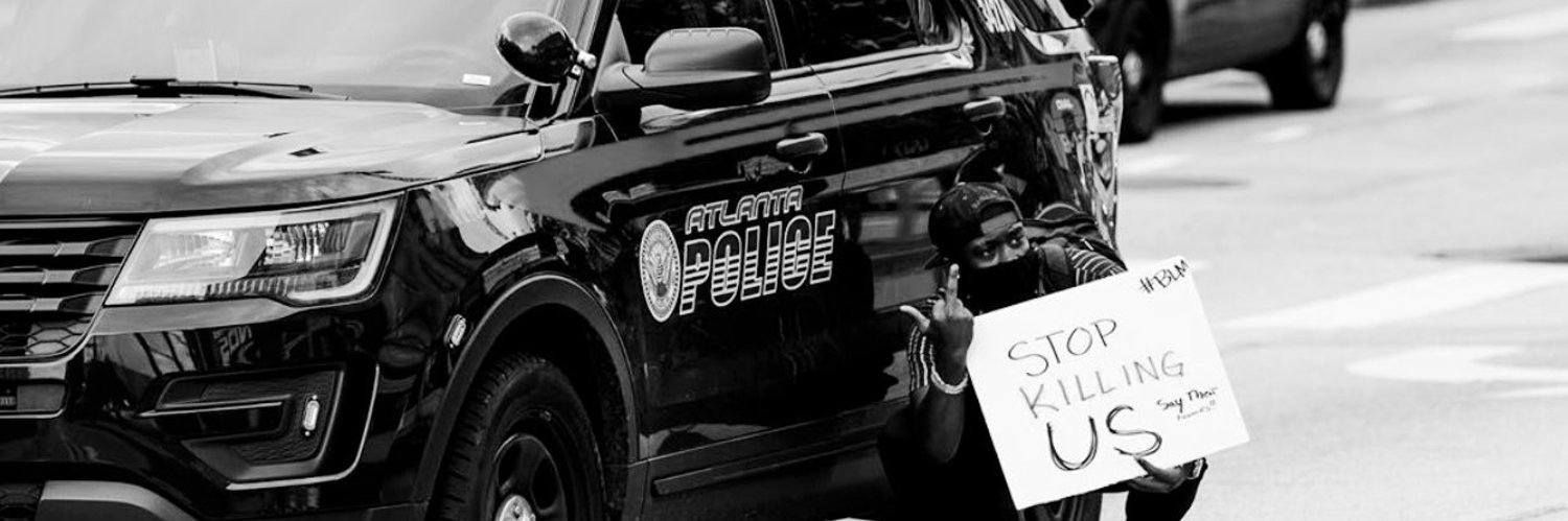 † banner
