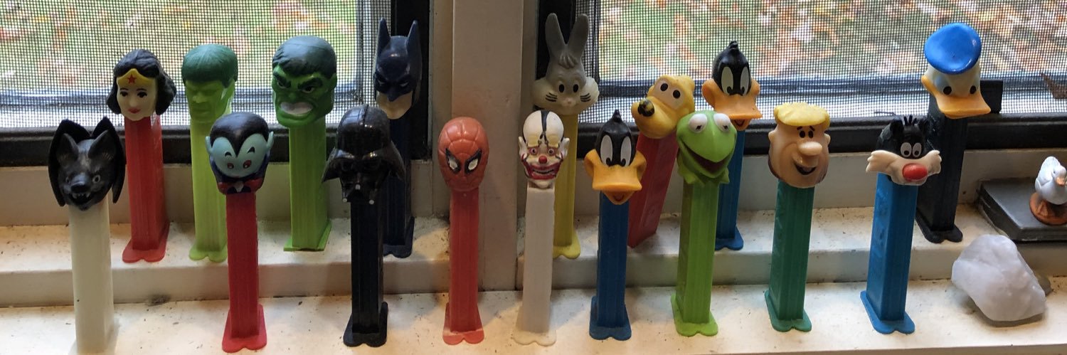 LeslieC aka pezlee banner