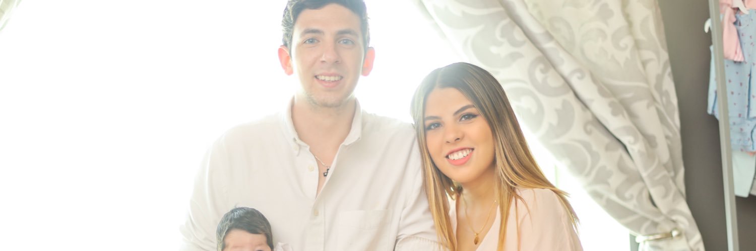 daniela_vidalr's profile banner image