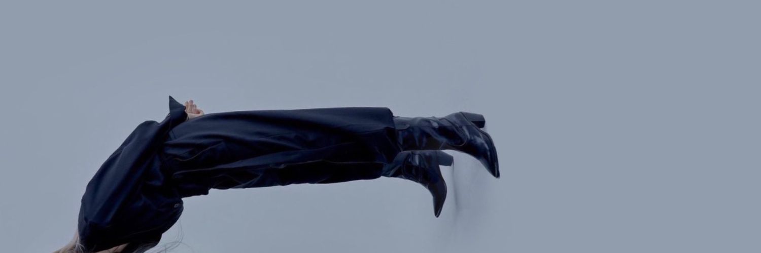 darzuuh's profile banner image