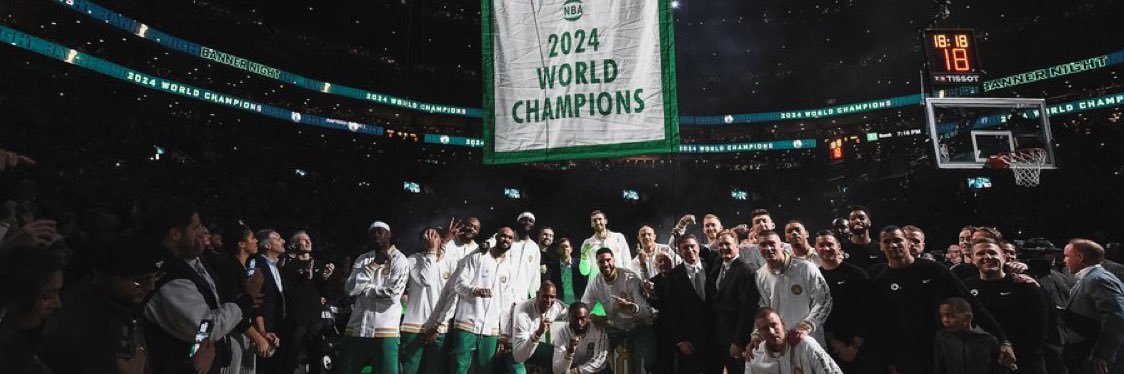 J0WEE_'s profile banner image
