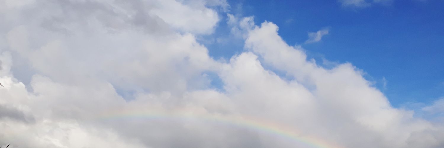KhunployP's profile banner image