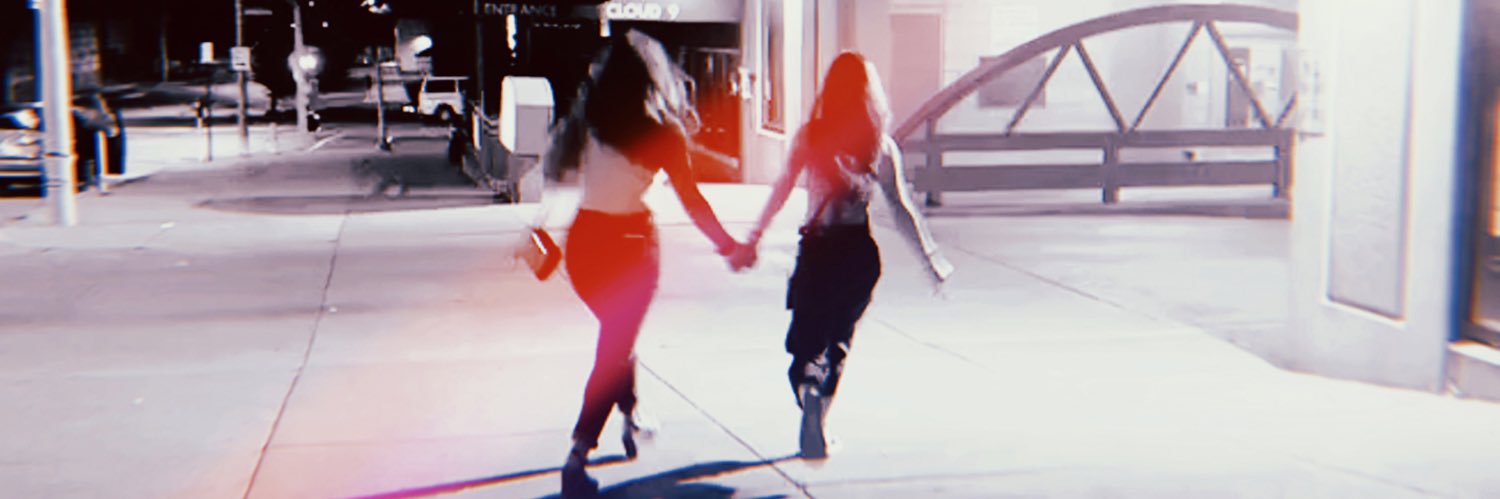 jillswannn's profile banner image
