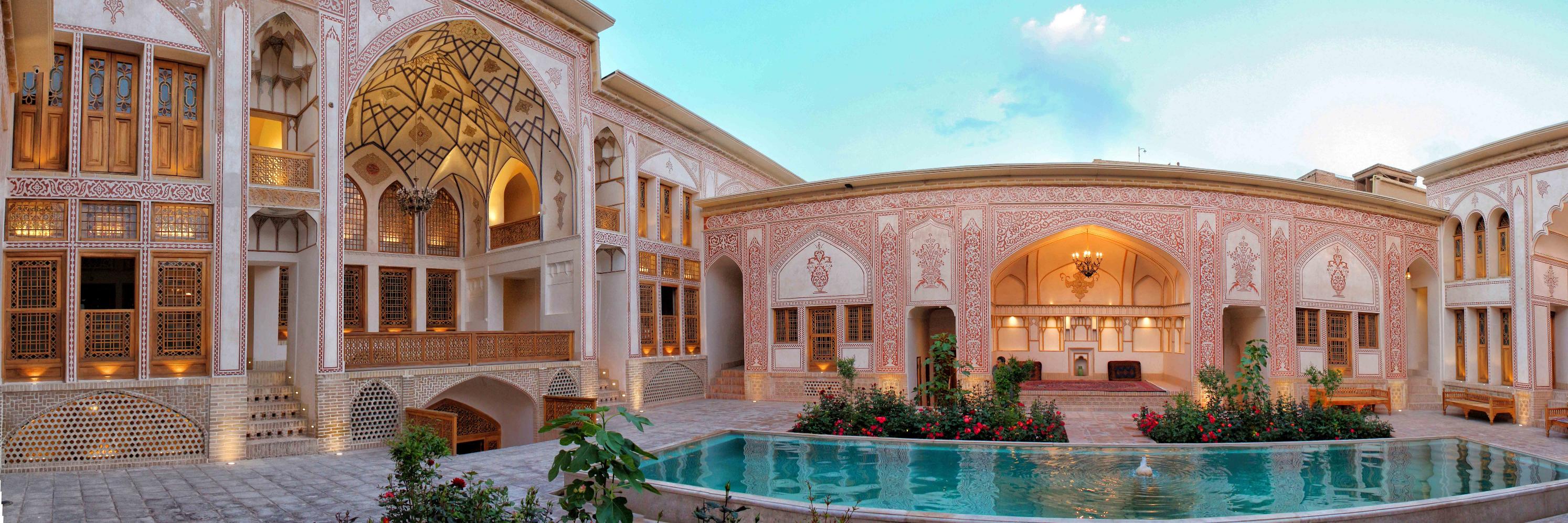 MahinestanRaheb's profile banner image