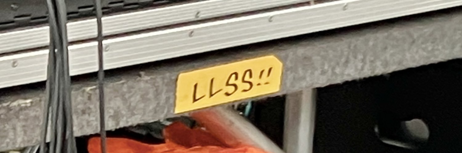 l0iver's profile banner image