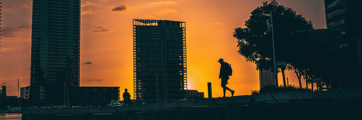 rdereyes's profile banner image