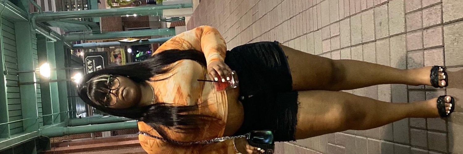 Mona_Hatch's profile banner image