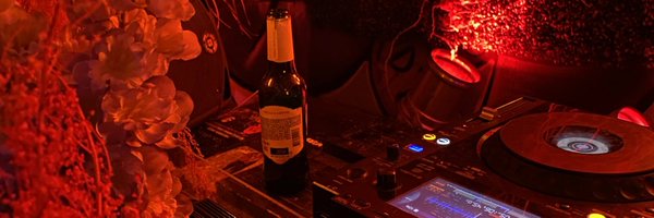 verna______ Profile Banner