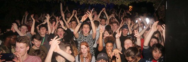 bluewaveUK Profile Banner