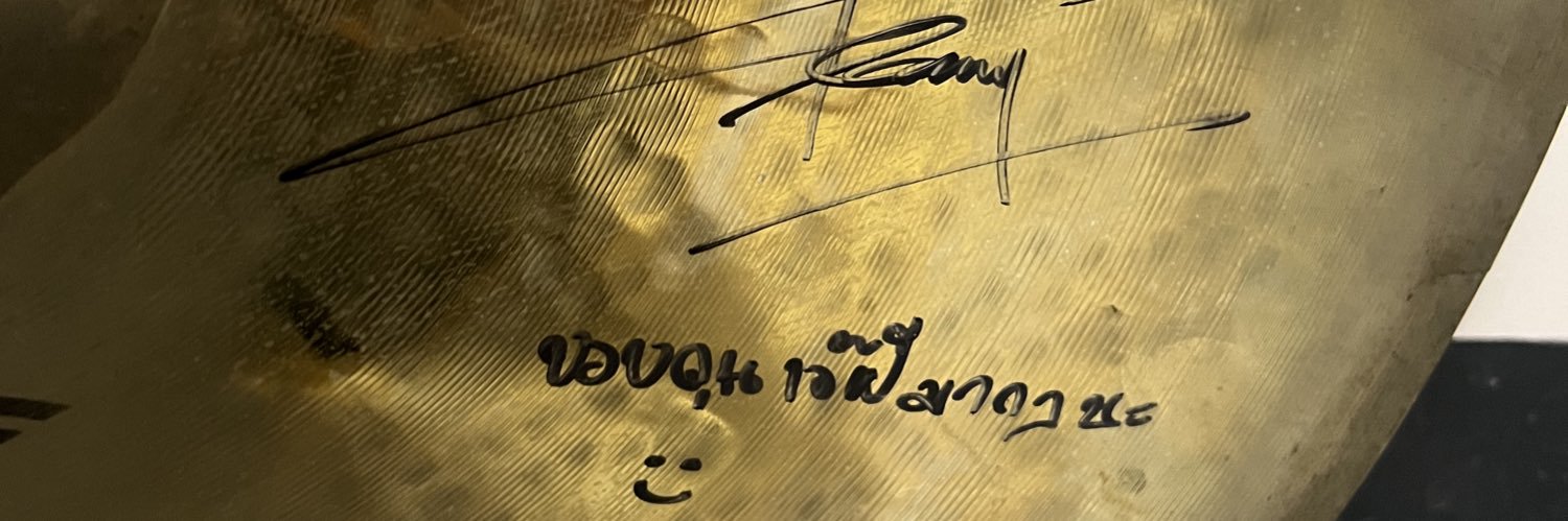 mratchaya's profile banner image
