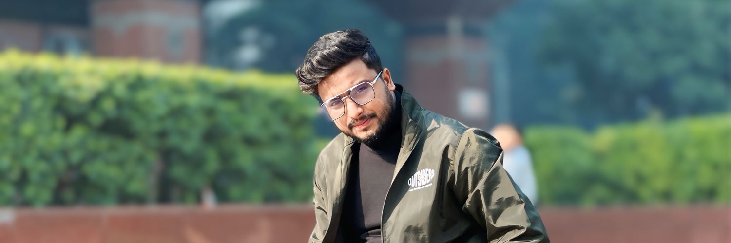 ayush_ur's profile banner image