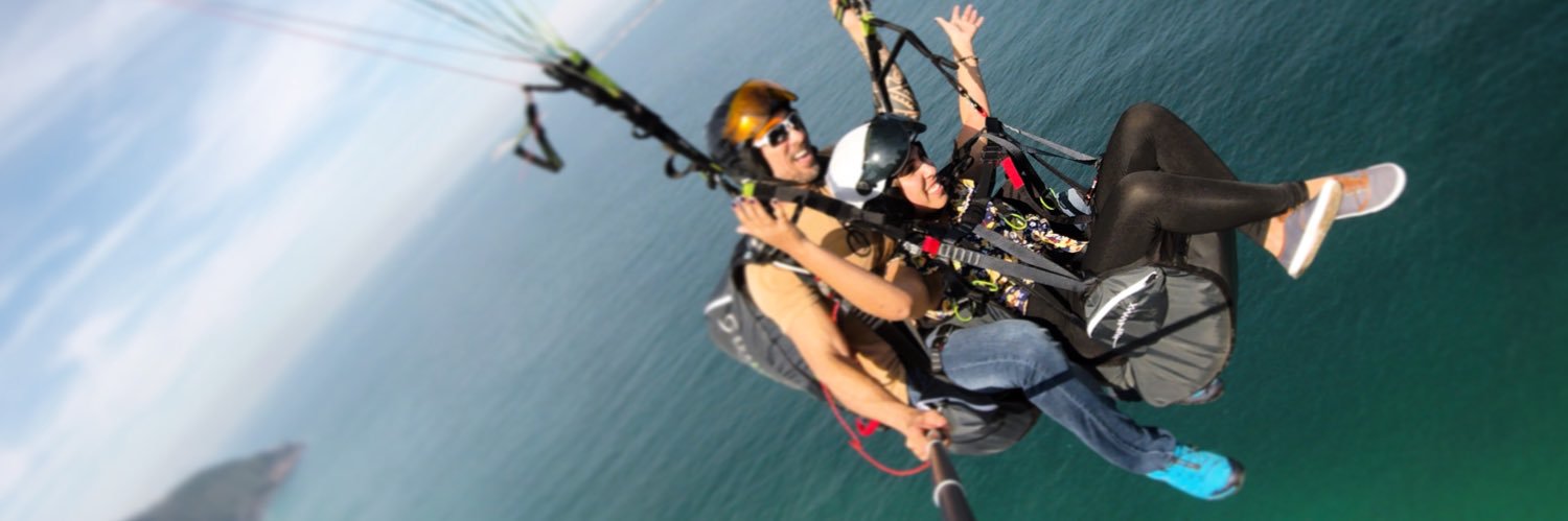 thaisnavariny's profile banner image