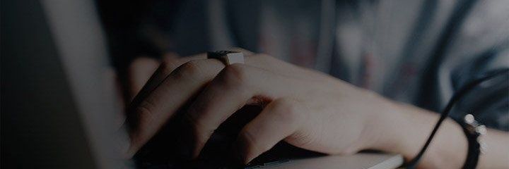 dev_akanksha's profile banner image