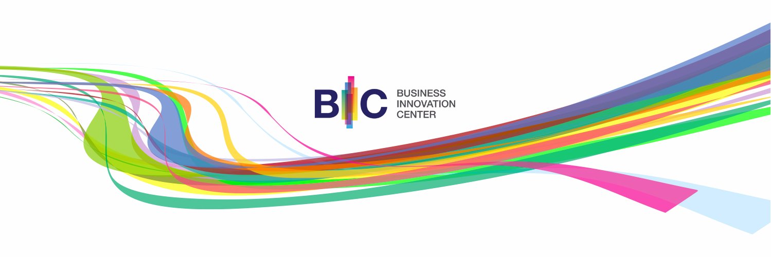 km_bic's profile banner image