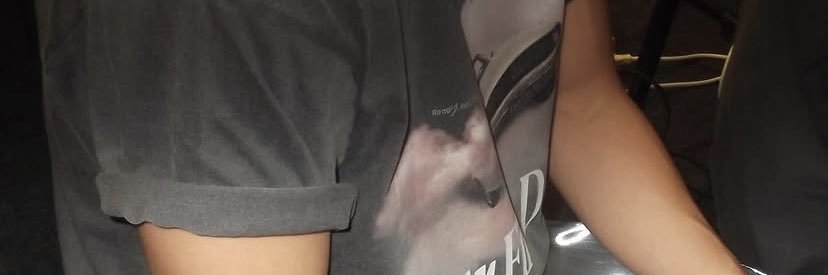 oerenjun's profile banner image