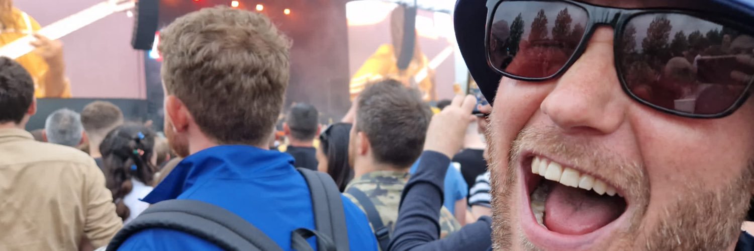 SocialRadioShow's profile banner image