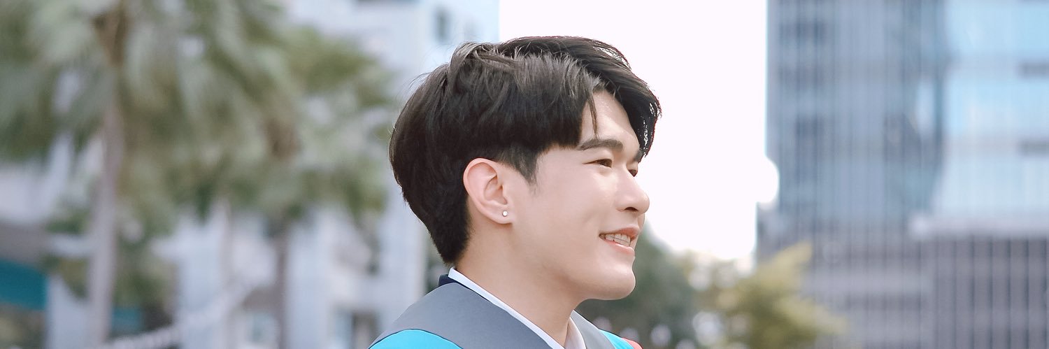 toypisan's profile banner image