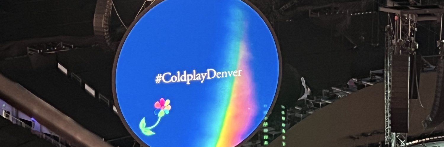 KatiicoAlvarez's profile banner image