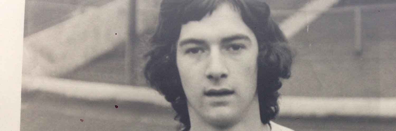 Russell Ian small banner