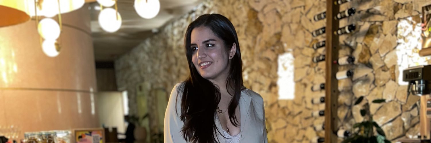 Julifresav's profile banner image