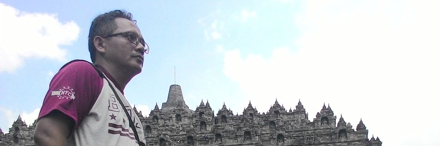 mustidun's profile banner image