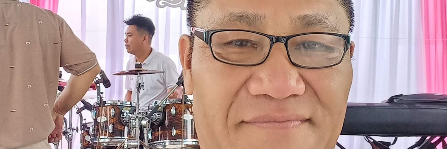 longlangll9's profile banner image