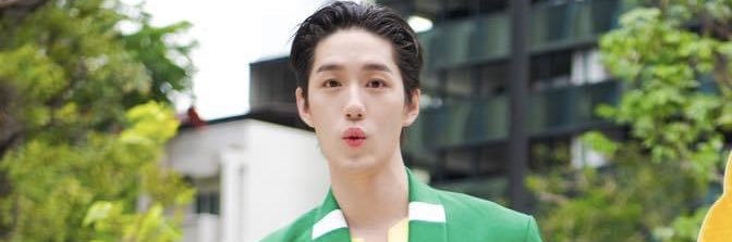 J.🐝 banner