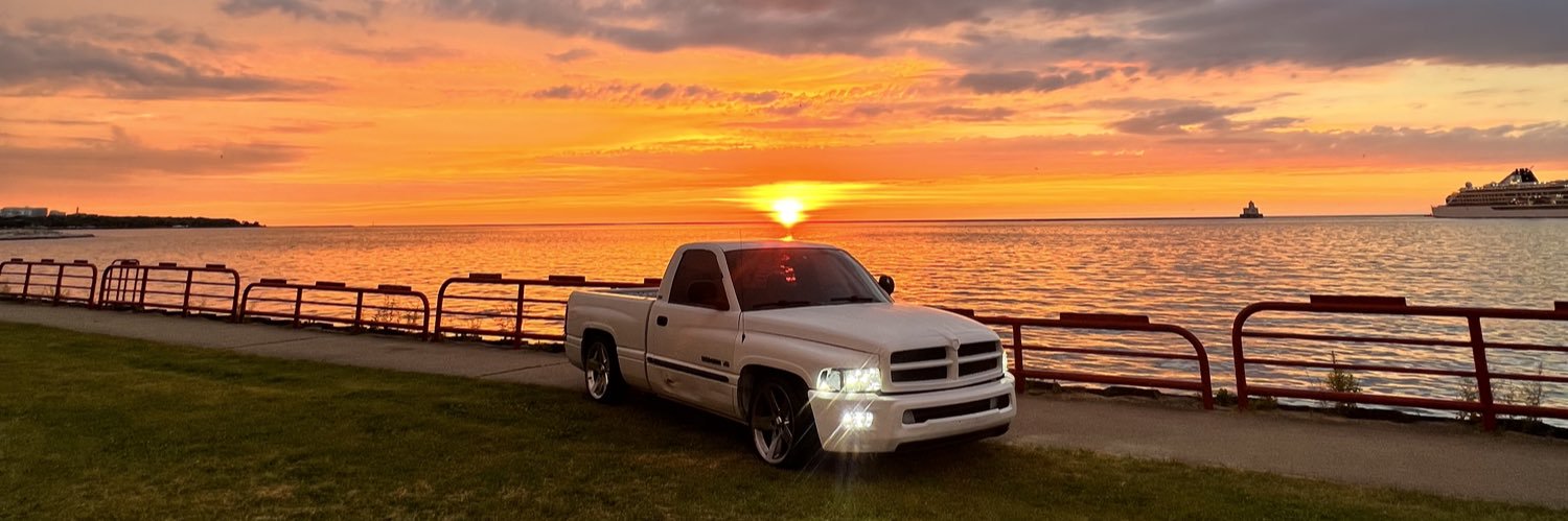 Don_Veloz's profile banner image