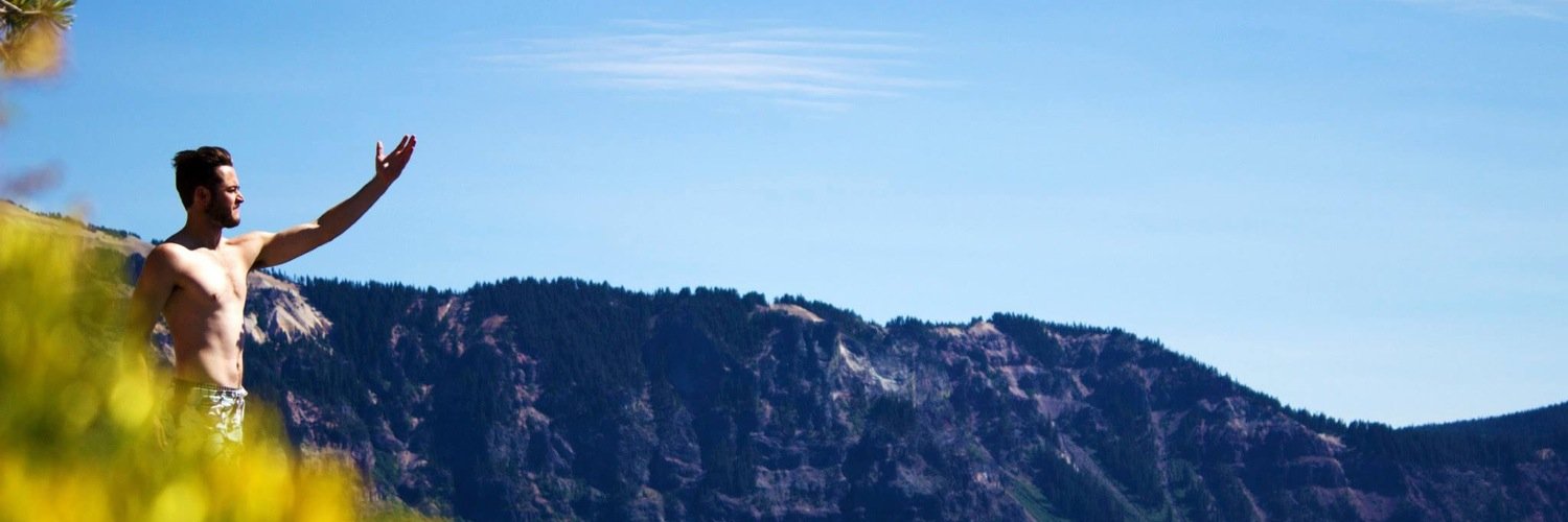 Rviydo's profile banner image