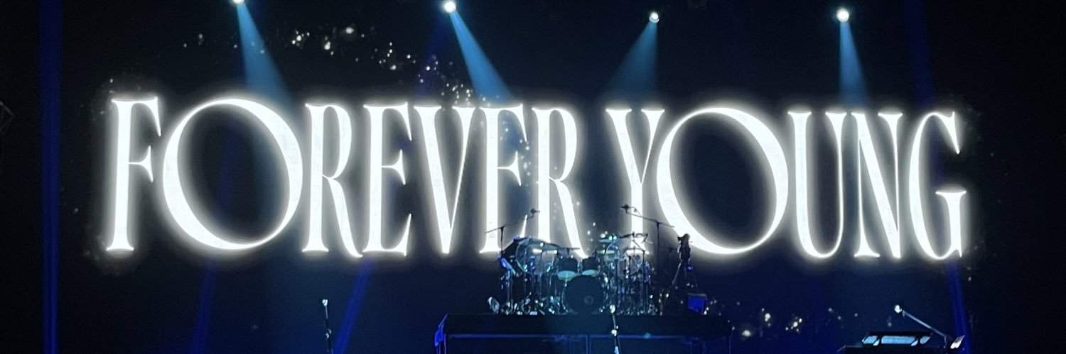 Phoebe loves You banner