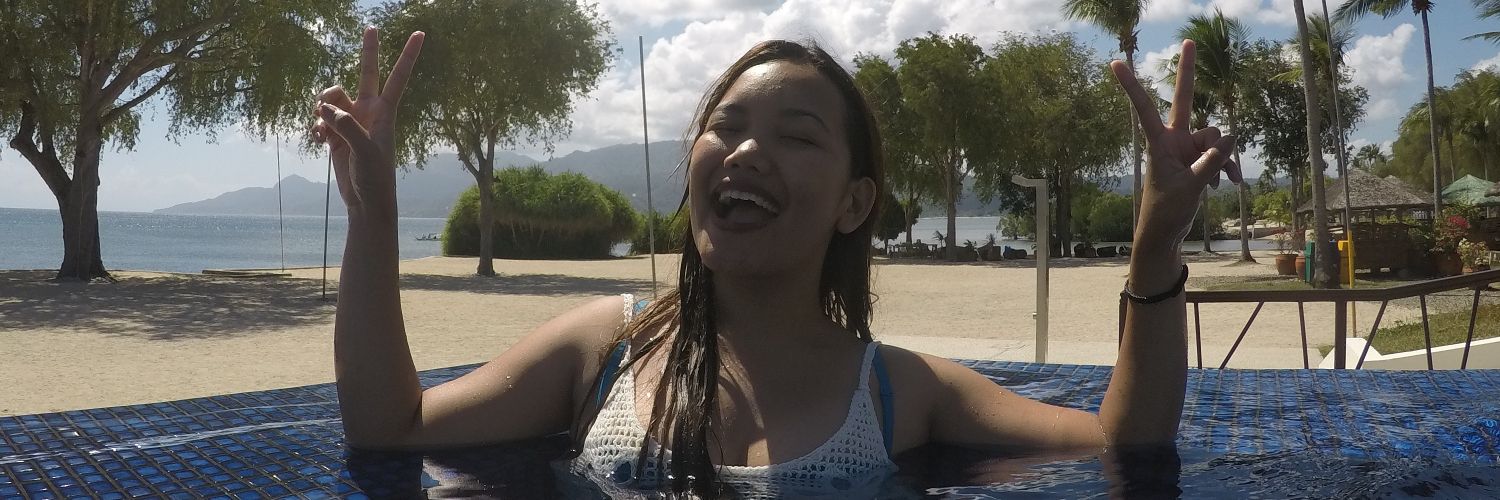 yannaselmo's profile banner image