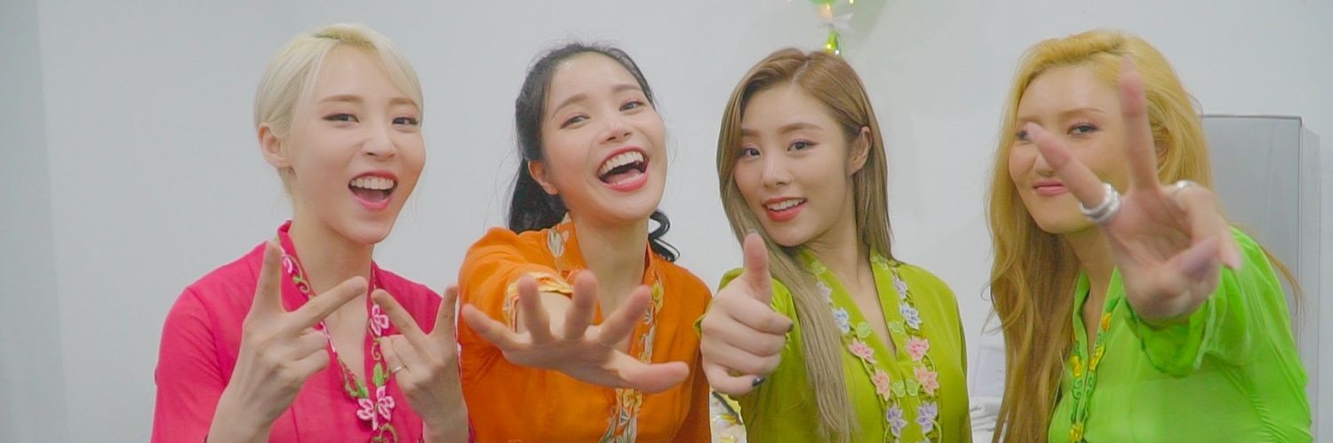 whee_inism's profile banner image