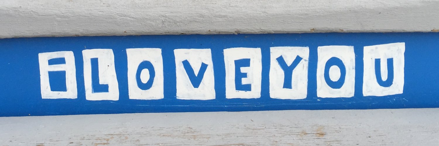 amyysull's profile banner image