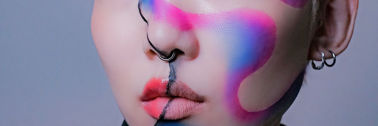 310ayumi/人に絵を描くメイク作家 banner