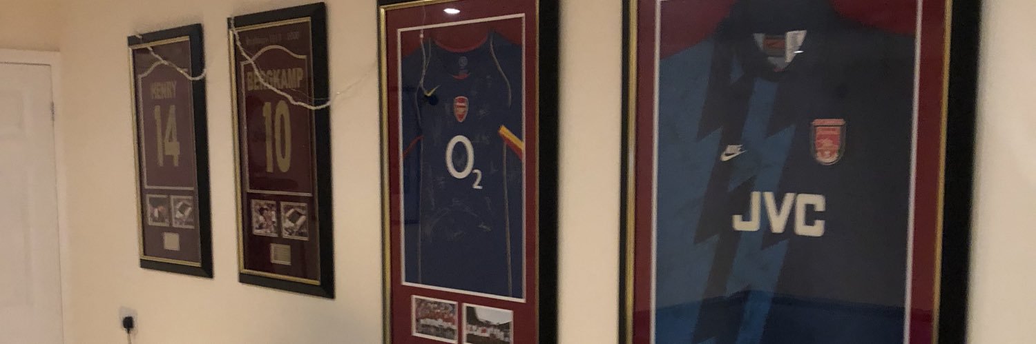 Larry banner