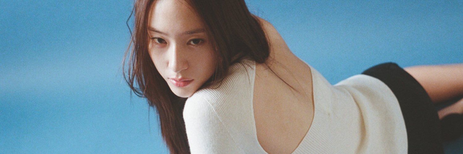 𝙨𝙤𝙡𝙞𝙩𝙖𝙧𝙮 𝙗𝙮 𝙠𝙧𝙮𝙨𝙩𝙖𝙡 banner